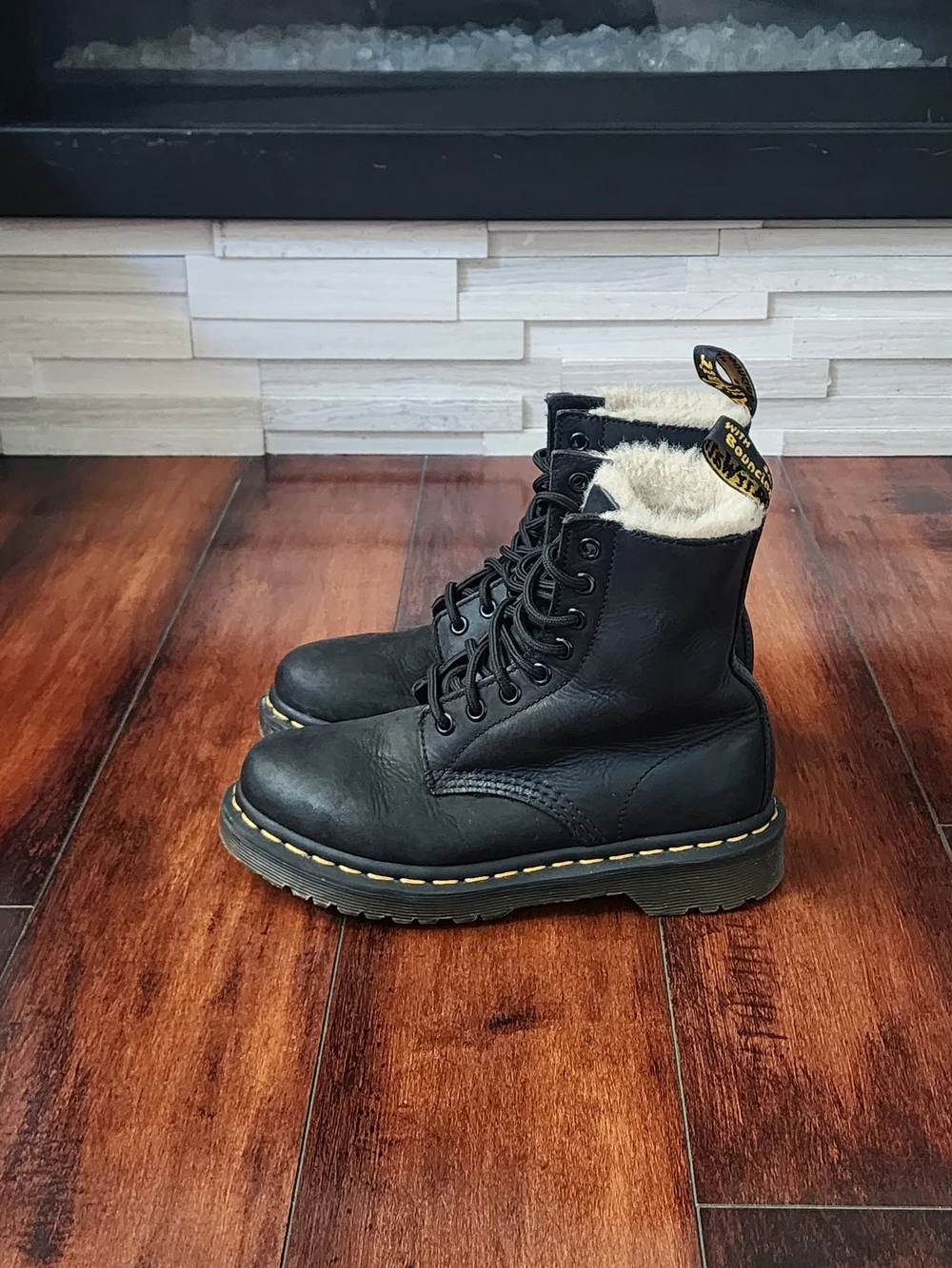 Dr. Martens 1460 Fur-Lined Black Leather Lace-Up Boots Women’s 5